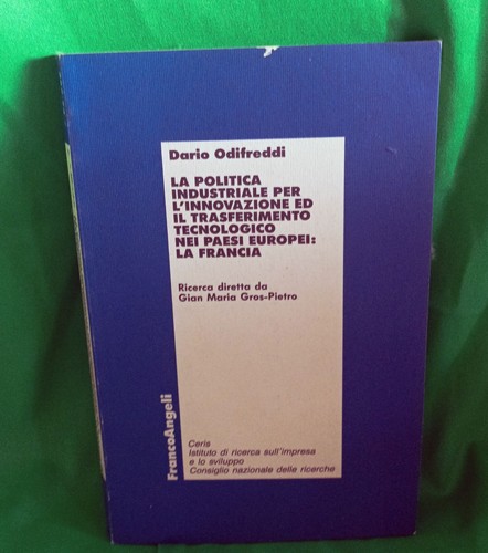 Libro politica industriale - la,